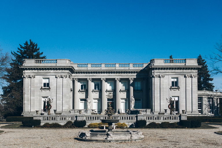 0119-laurel-court123